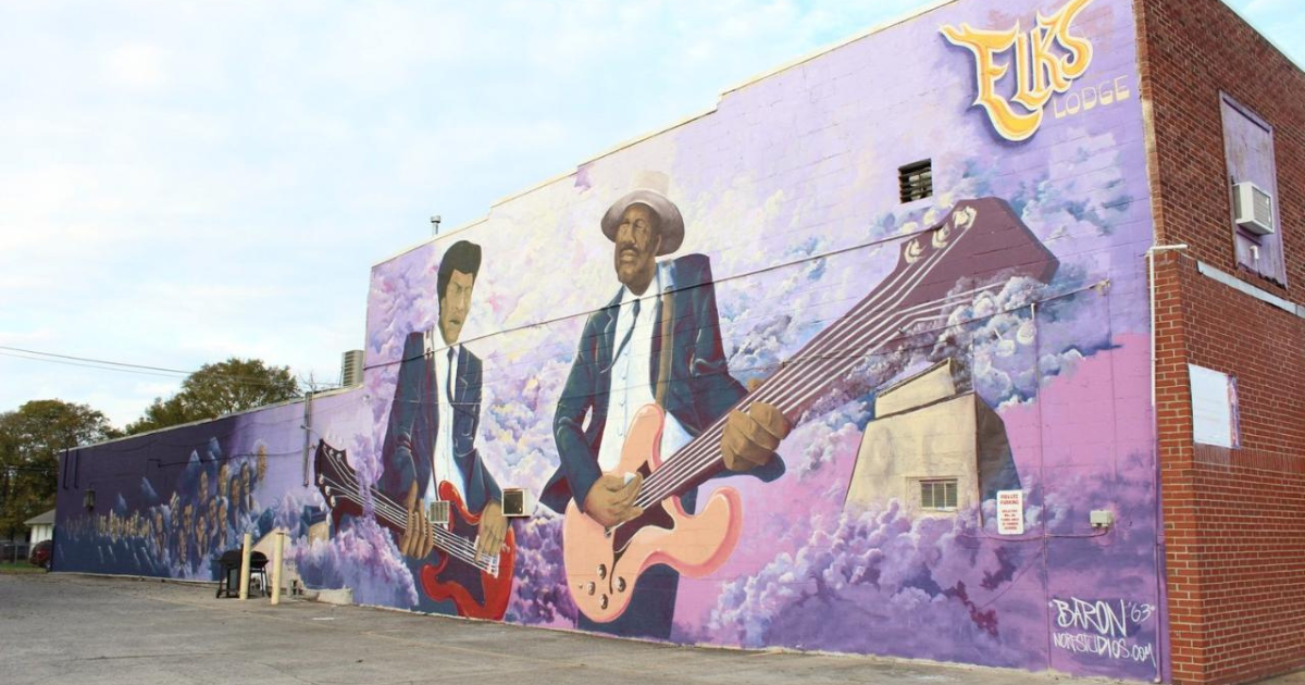 You are currently viewing Murals, Urban Art, and Graffiti Nashville Walking Tour