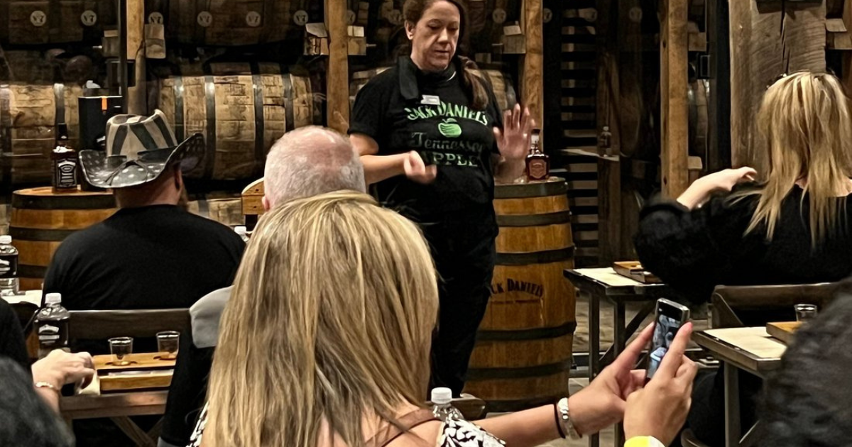 Read more about the article Nashville to Jack Daniel’s Distillery Bus Tour & Whiskey Tastings: An Honest Review