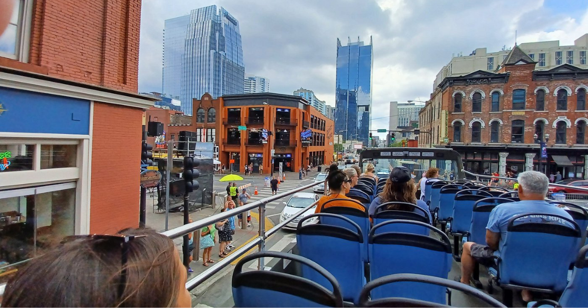 You are currently viewing 7 Best Bus Tours in Nashville, TN